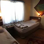 Maison d'hôtes Amazon Antique 4*