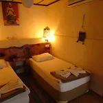 Amazon Antique 4*