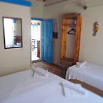 Amazon Antique Penzion 4*
