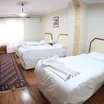 Amazon Antique Penzion 4*
